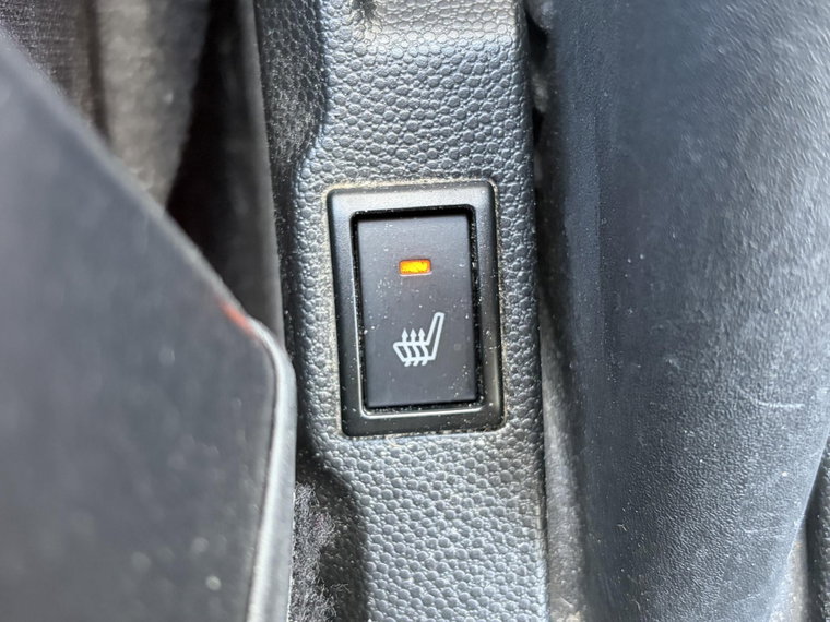 Vehicle Image 29