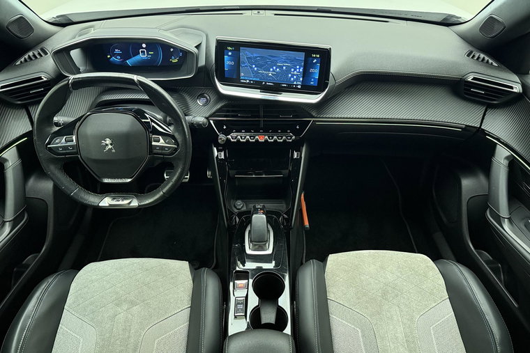 Vehicle Image 30