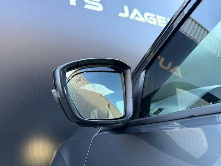 Vehicle Image 39