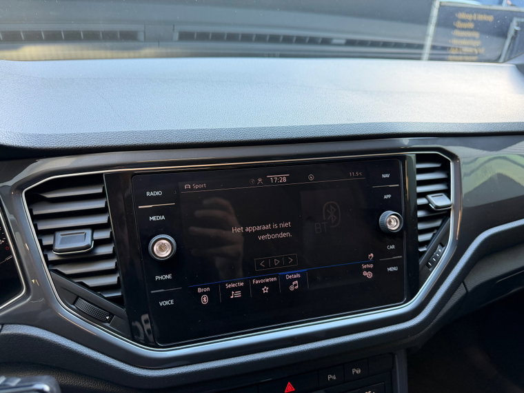 Vehicle Image 60