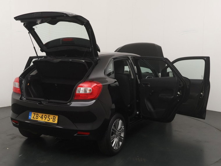 Vehicle Image 22