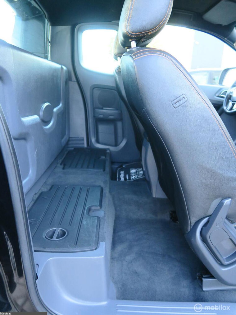 Vehicle Image 23