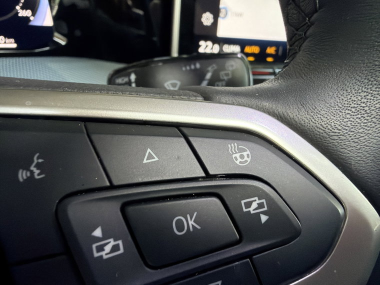 Vehicle Image 27