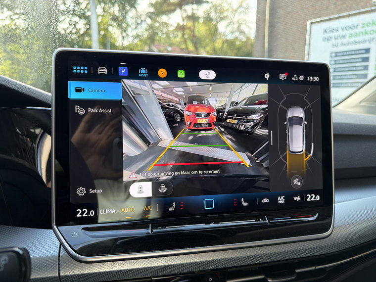 Vehicle Image 30