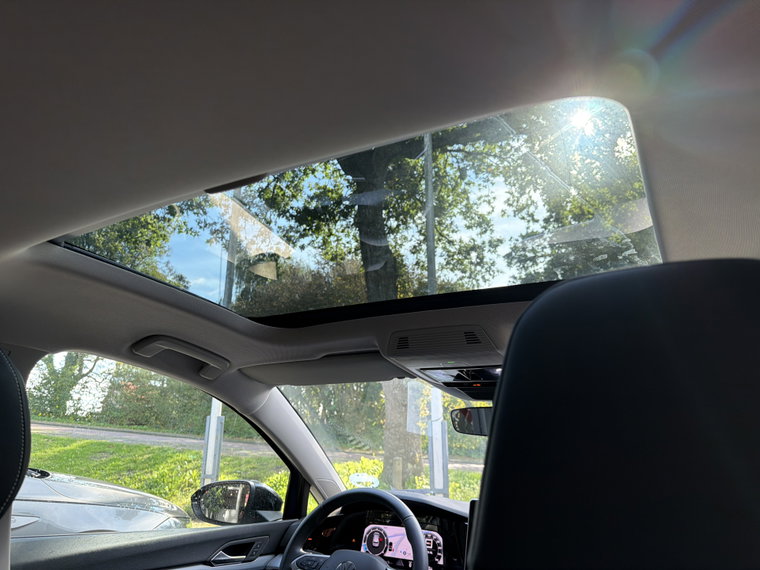 Vehicle Image 34