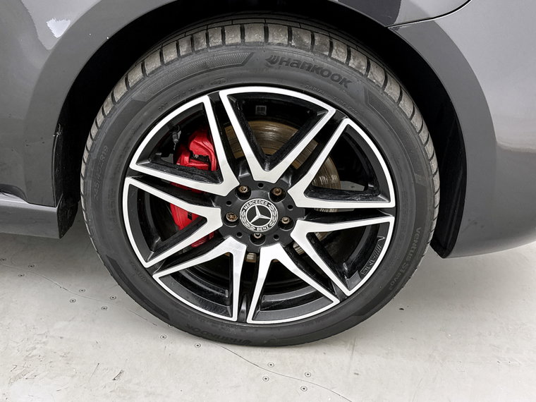 Vehicle Image 38