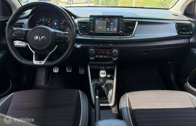 Vehicle Image 11