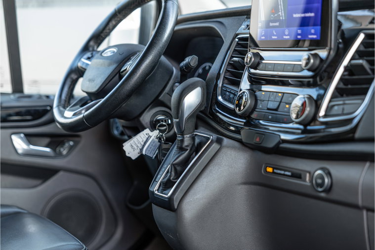 Vehicle Image 12