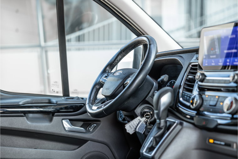 Vehicle Image 10