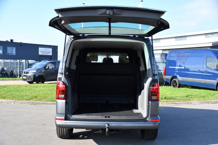Vehicle Image 37