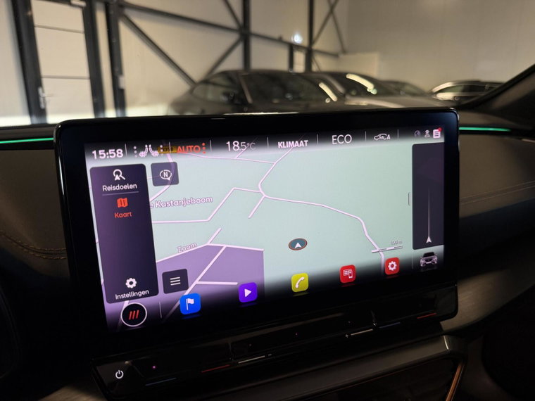 Vehicle Image 38