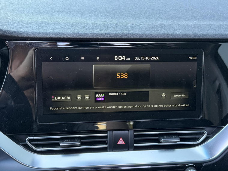 Vehicle Image 28