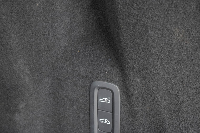Vehicle Image 29