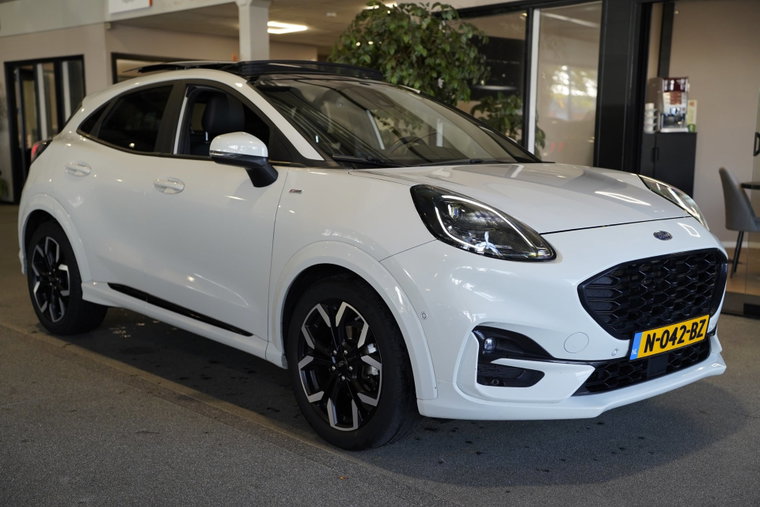 Vehicle Image 21
