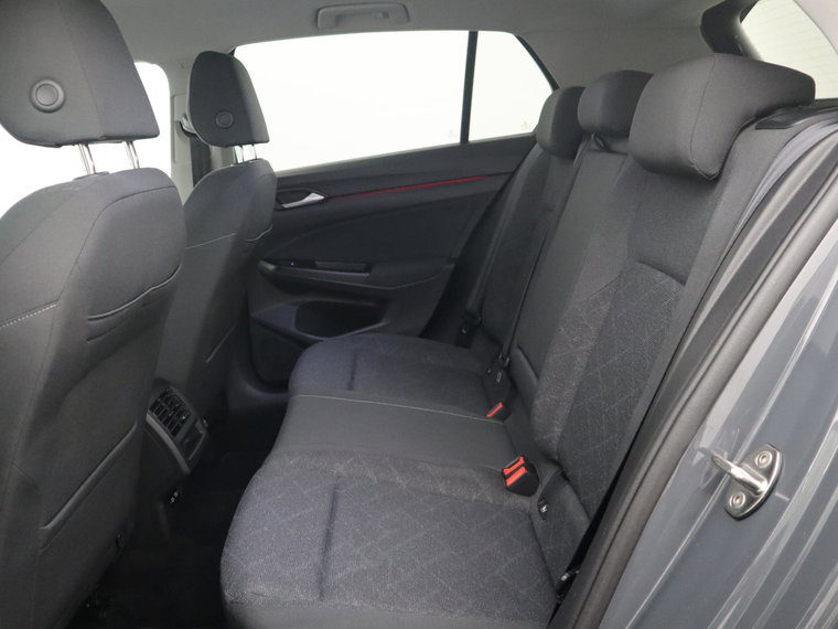 Vehicle Image 40