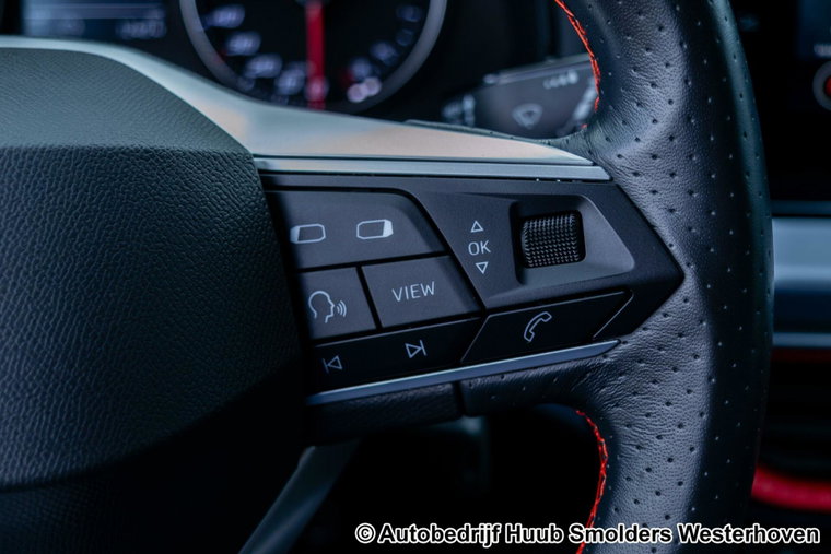 Vehicle Image 28