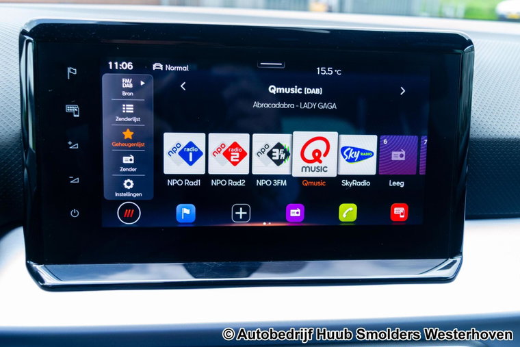 Vehicle Image 35