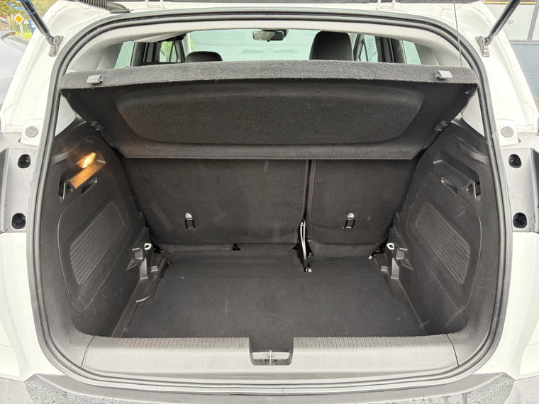Vehicle Image 31