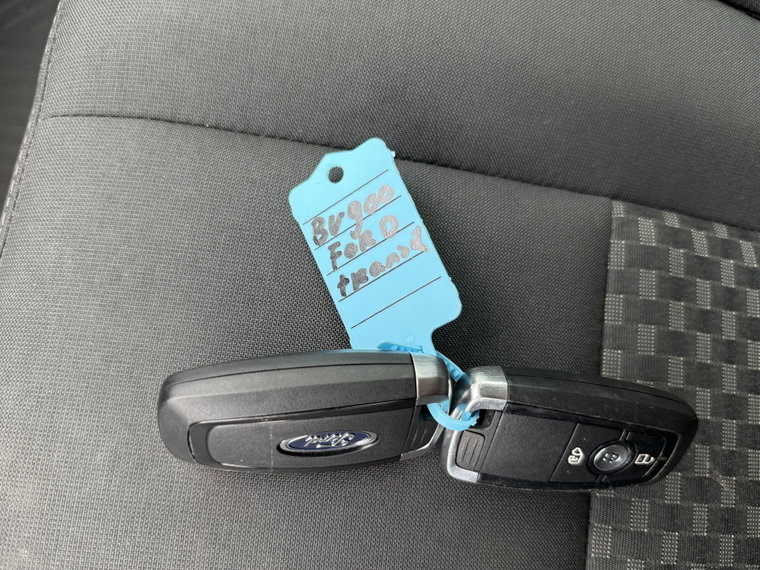 Vehicle Image 30