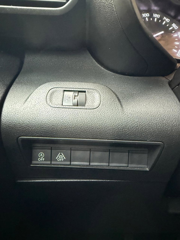 Vehicle Image 39
