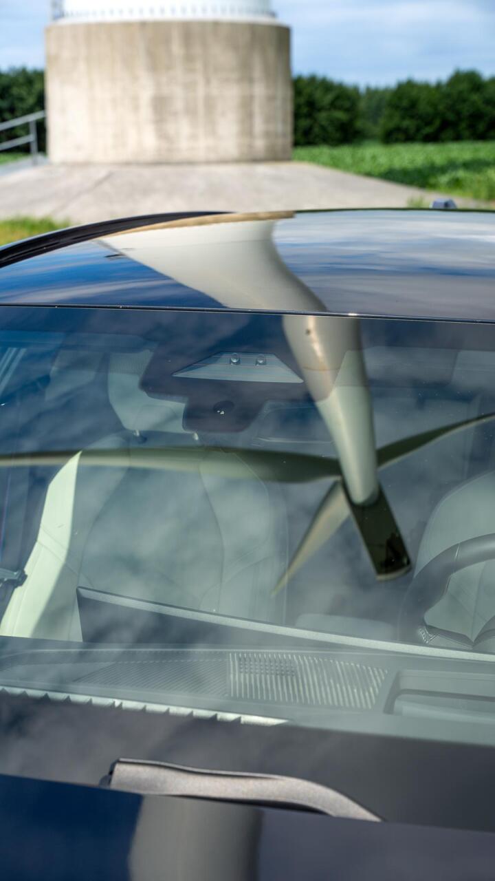 Vehicle Image 39