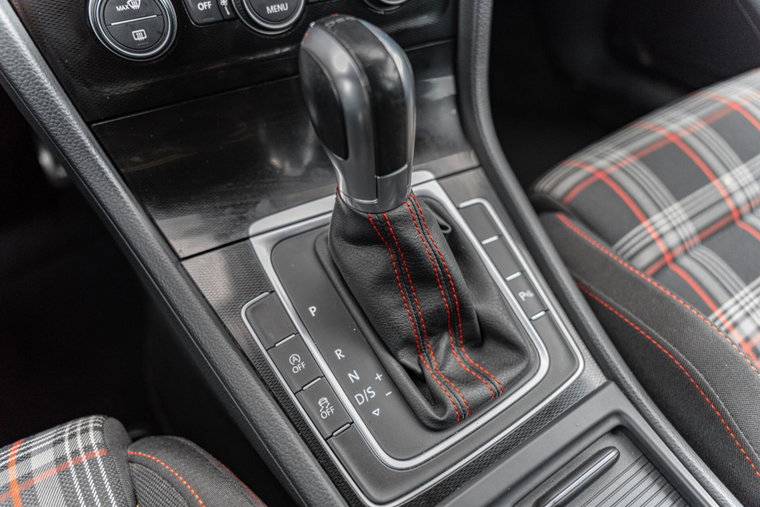 Vehicle Image 33