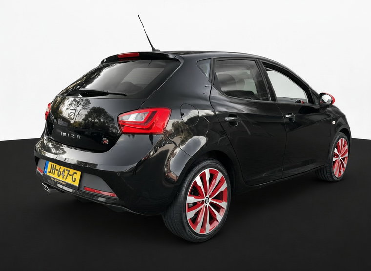 Vehicle Image 13