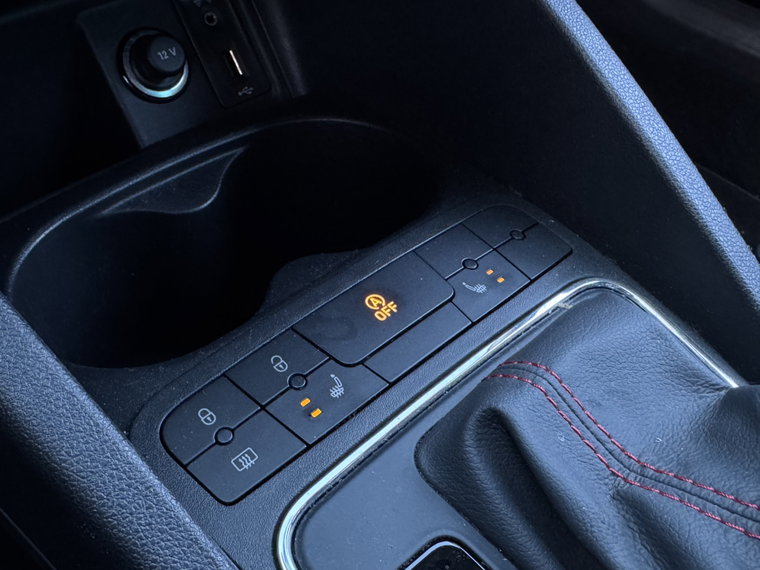Vehicle Image 27