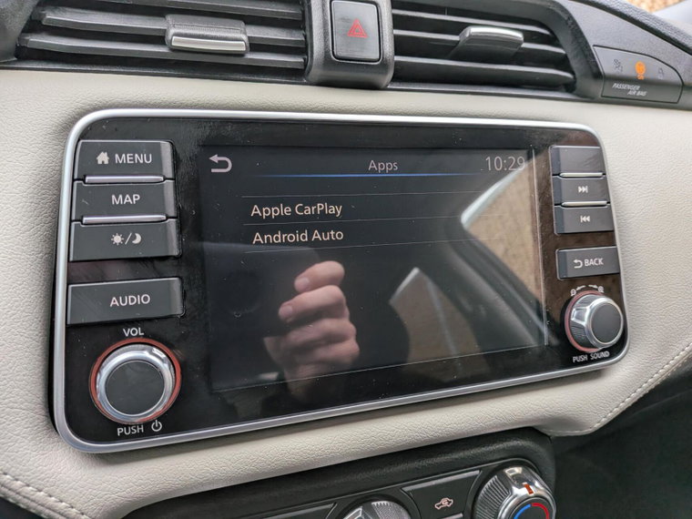 Vehicle Image 9