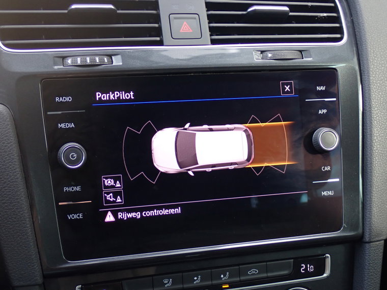 Vehicle Image 15