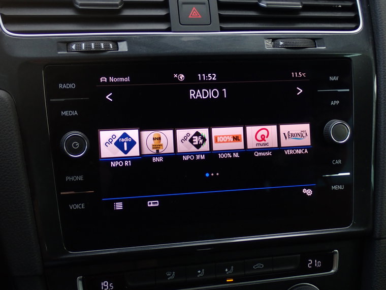 Vehicle Image 21