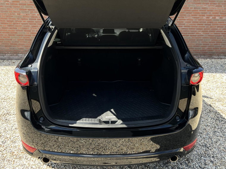 Vehicle Image 36