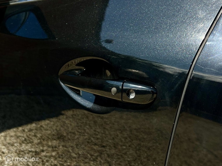 Vehicle Image 40