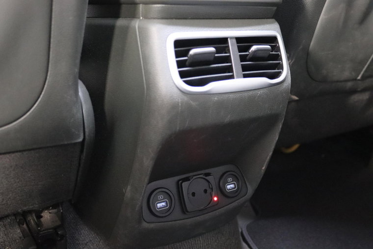 Vehicle Image 31