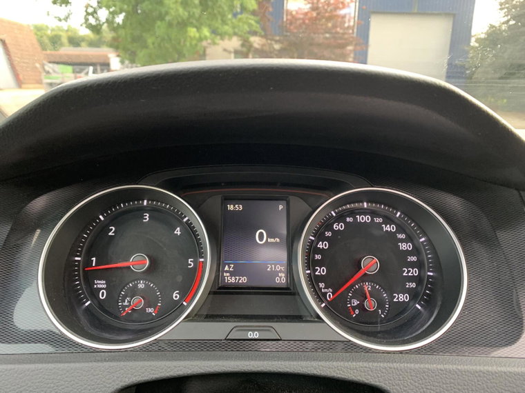 Vehicle Image 24