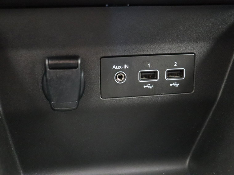 Vehicle Image 27