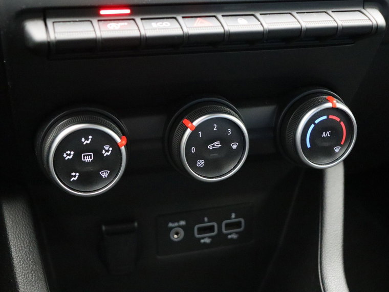 Vehicle Image 28