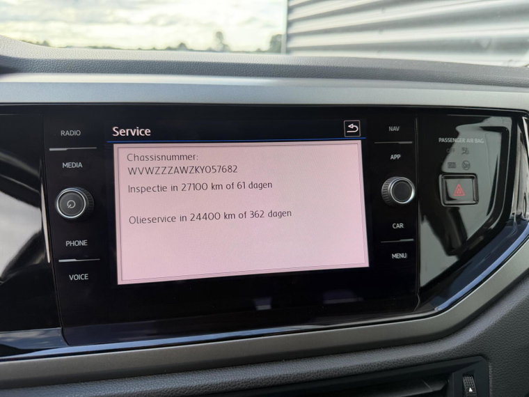 Vehicle Image 22