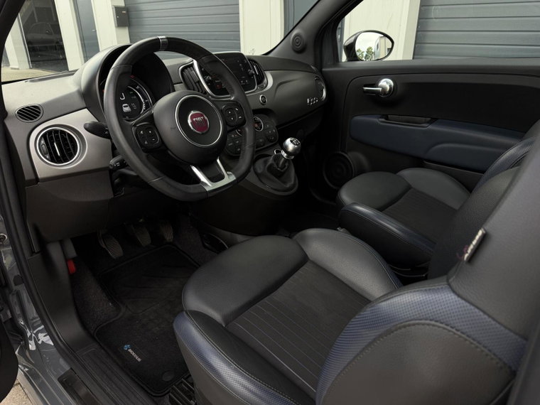 Vehicle Image 12