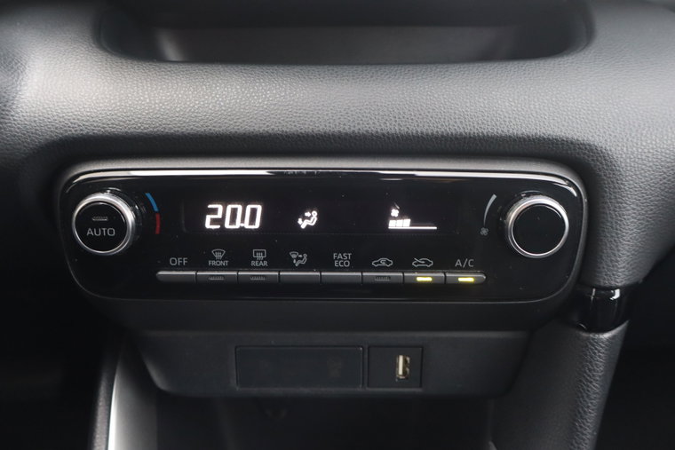 Vehicle Image 22