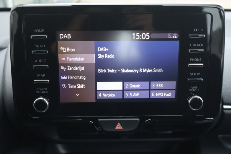 Vehicle Image 10
