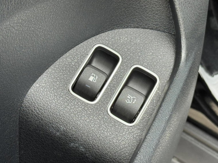 Vehicle Image 50