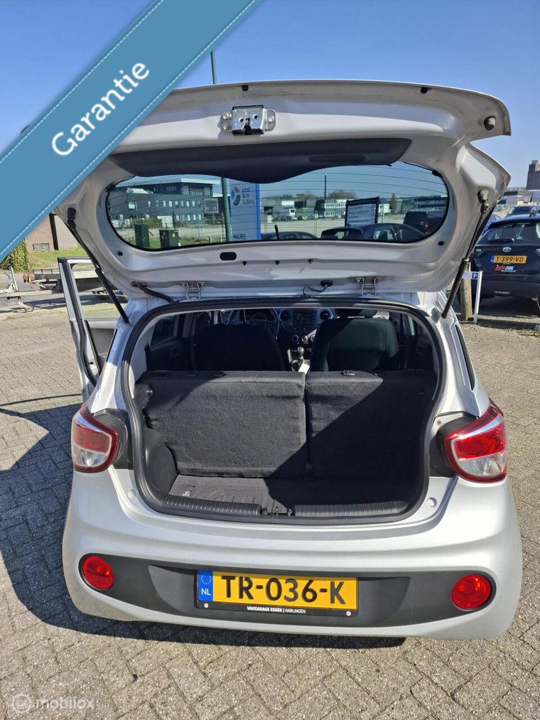 Vehicle Image 14
