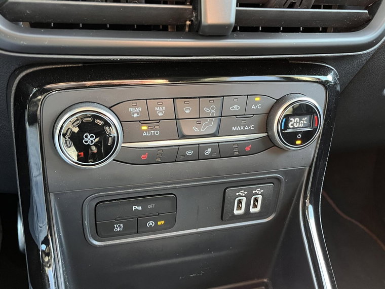 Vehicle Image 23