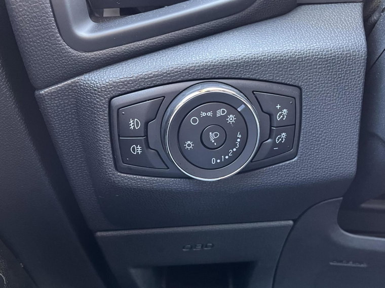 Vehicle Image 26