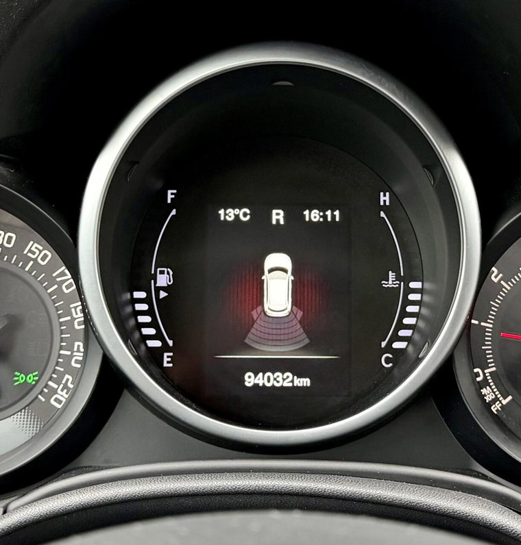 Vehicle Image 26