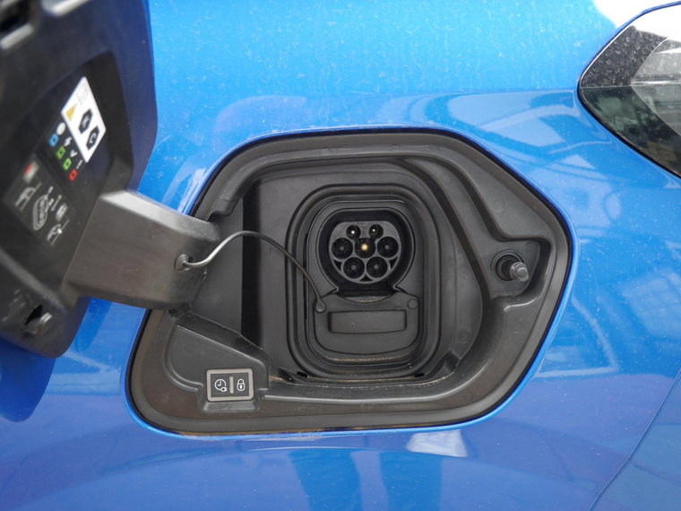 Vehicle Image 19