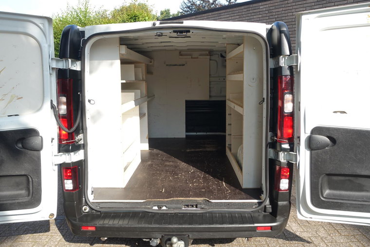 Vehicle Image 15