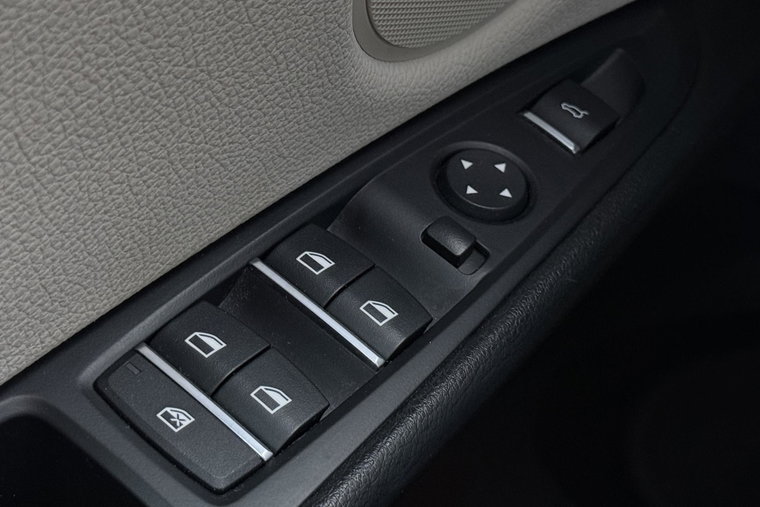 Vehicle Image 39