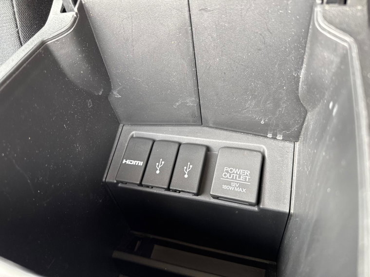 Vehicle Image 35